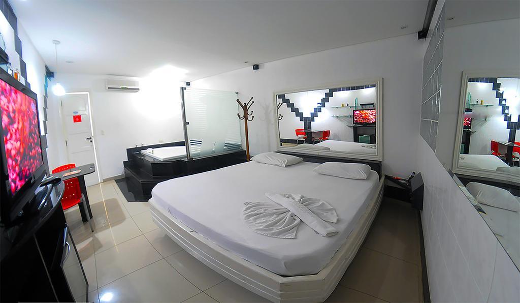 Tititi Motel (Adults Only) Olinda Exterior photo