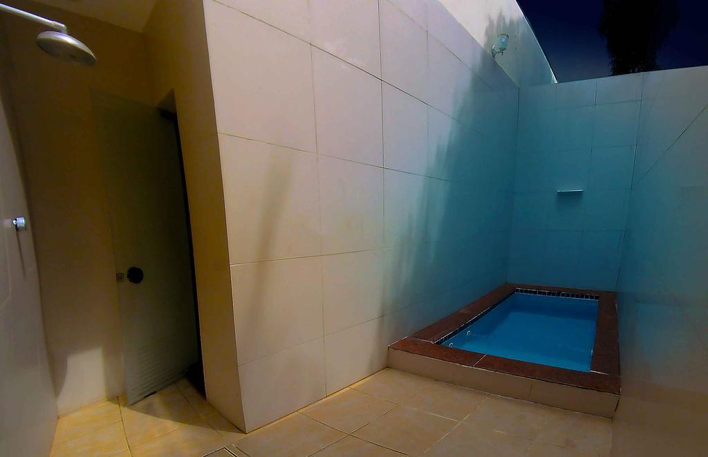 Tititi Motel (Adults Only) Olinda Exterior photo